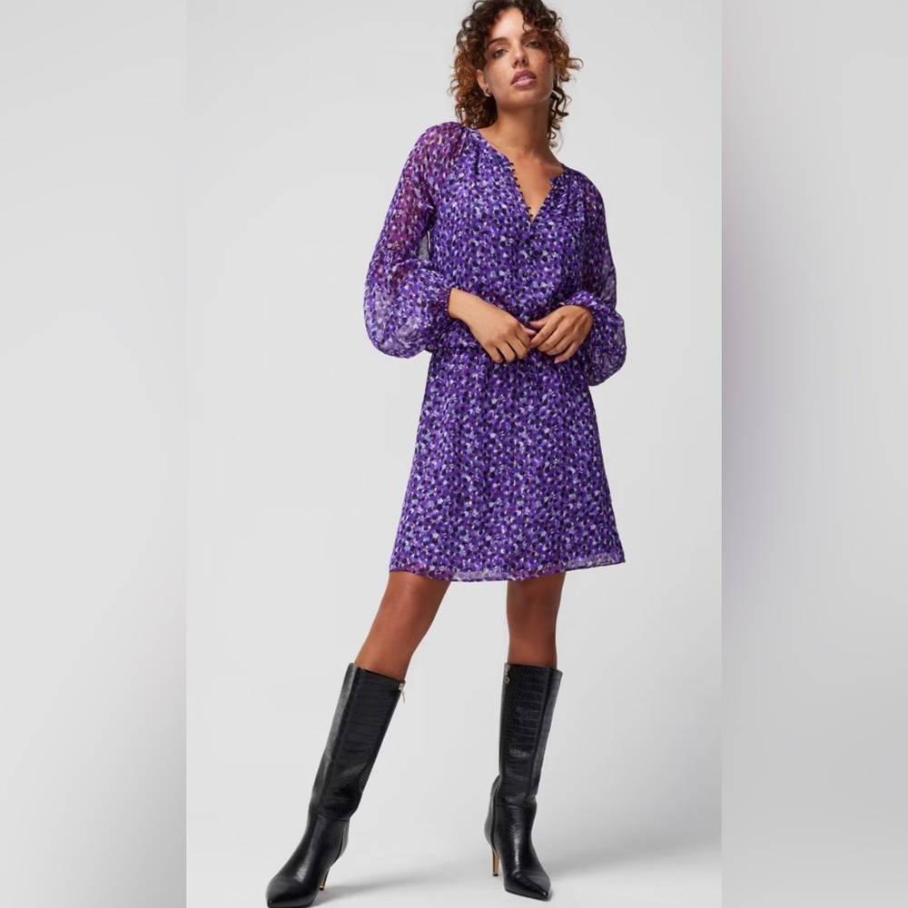 White House Black Market - Size Small, Purple knee length dress